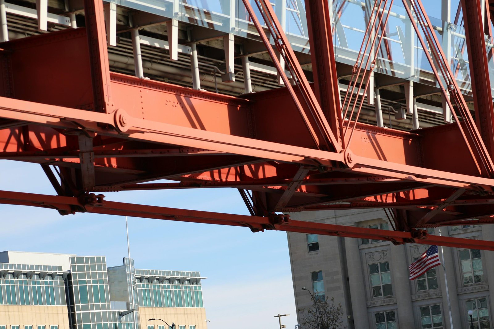 Floor details of truss span